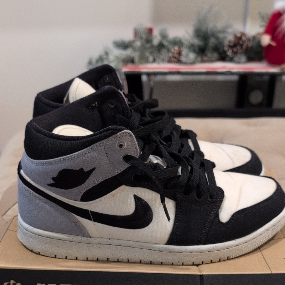 Nike Black and White High-Top Sneakers